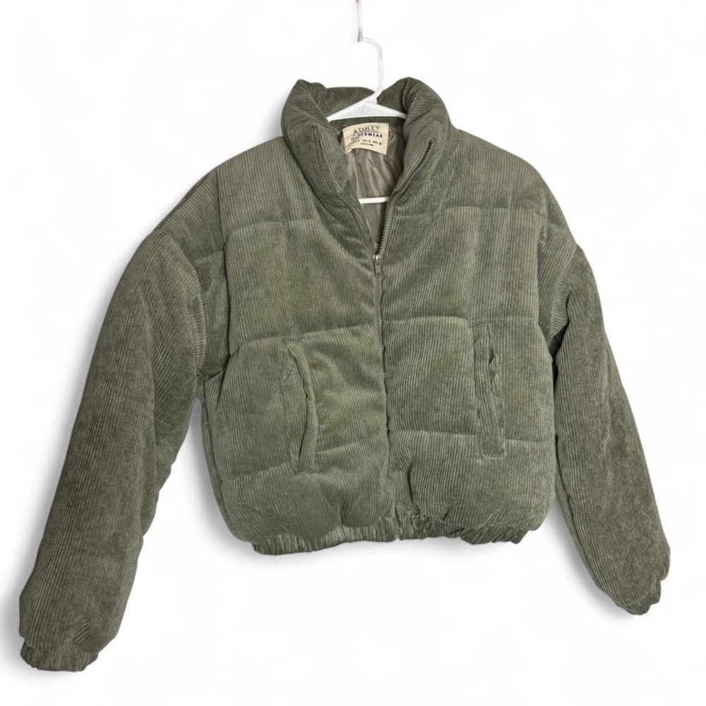 Green Corduroy Puffer Coat‎